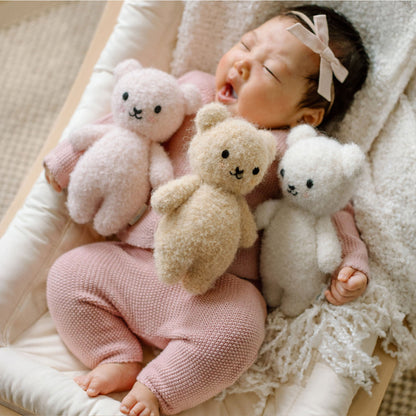 Baby bouclé bear (honey)